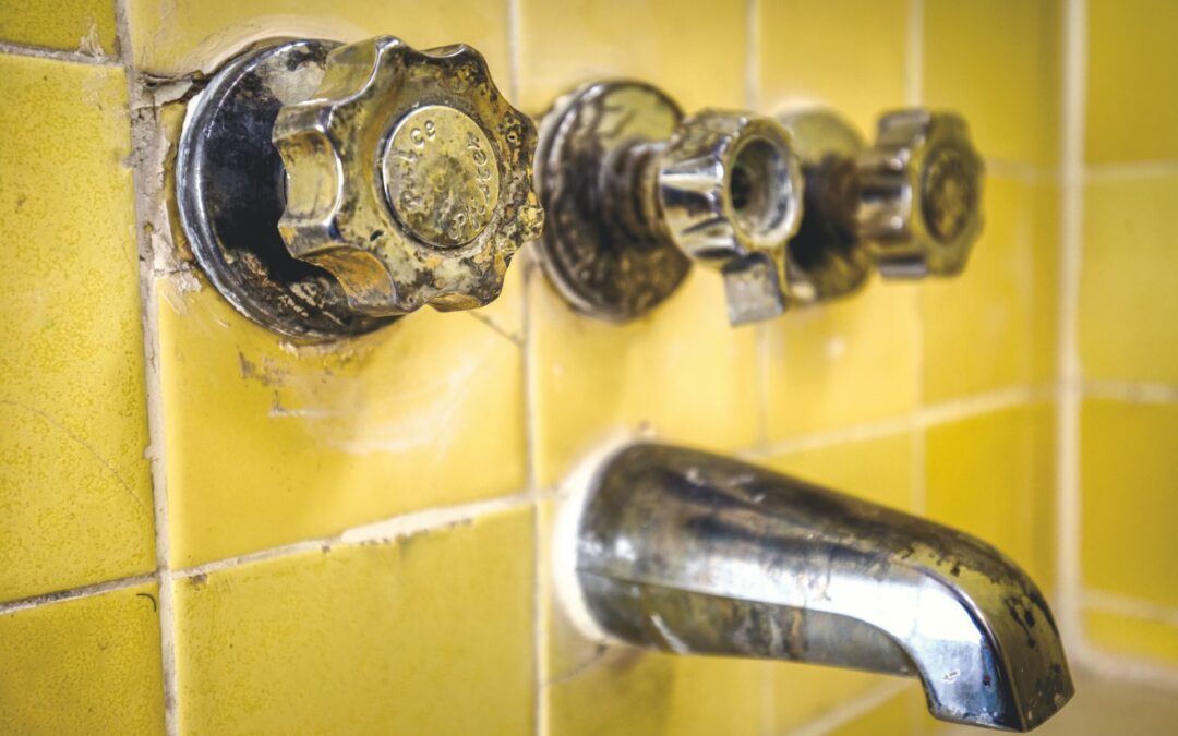 When You Should Replace Old Plumbing Fixtures